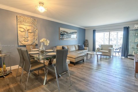 Condominio en venta en Hollywood, Florida, 2 dormitorios, 92.16 m2 № 1714871 - foto 10