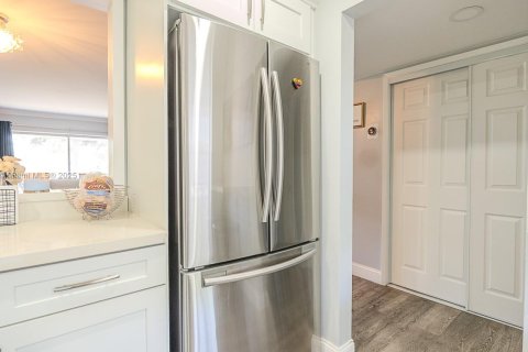 Condominio en venta en Hollywood, Florida, 2 dormitorios, 92.16 m2 № 1714871 - foto 18