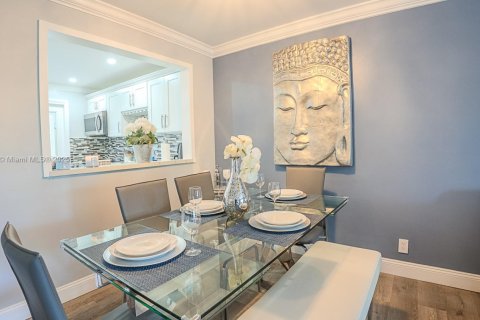 Condominio en venta en Hollywood, Florida, 2 dormitorios, 92.16 m2 № 1714871 - foto 6