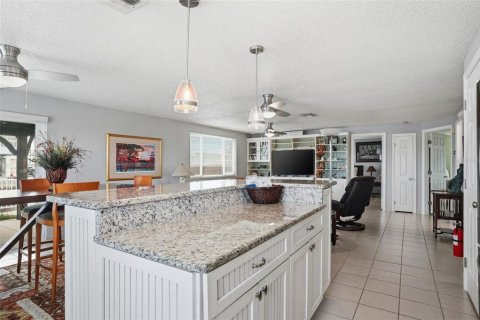 House in Hudson, Florida 2 bedrooms, 109.25 sq.m. № 2166032 - photo 16