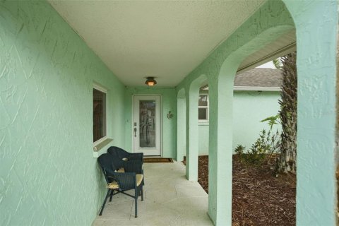 House in Hudson, Florida 2 bedrooms, 109.25 sq.m. № 2166032 - photo 5