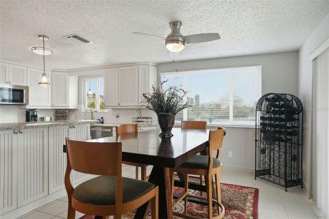 House in Hudson, Florida 2 bedrooms, 109.25 sq.m. № 2166032 - photo 21