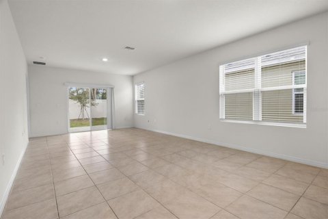 Villa ou maison à vendre à Orange City, Floride: 3 chambres, 149.76 m2 № 2096816 - photo 8