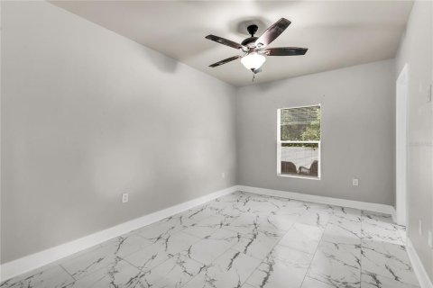House in Sanford, Florida 2 bedrooms, 95.78 sq.m. № 2419310 - photo 16