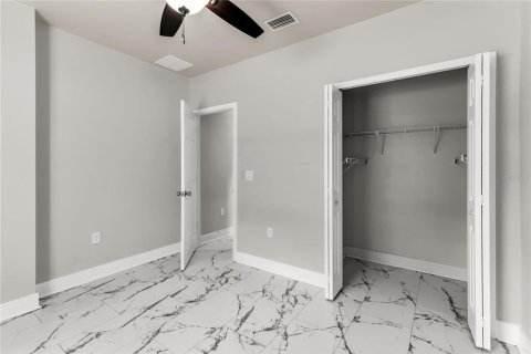 House in Sanford, Florida 2 bedrooms, 95.78 sq.m. № 2419310 - photo 23