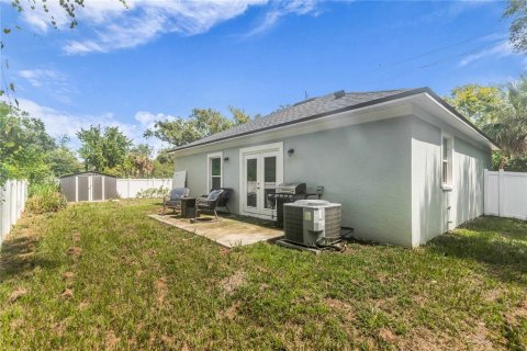 House in Sanford, Florida 2 bedrooms, 95.78 sq.m. № 2419310 - photo 26