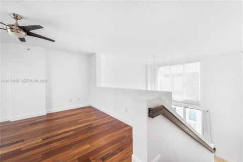 Condo in Miami, Florida, 2 bedrooms № 2193265 - photo 19
