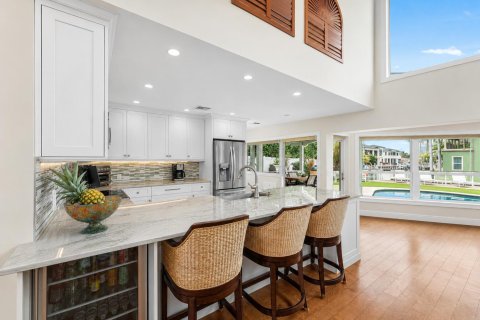 House in Boca Raton, Florida 5 bedrooms, 283.63 sq.m. № 2247613 - photo 16