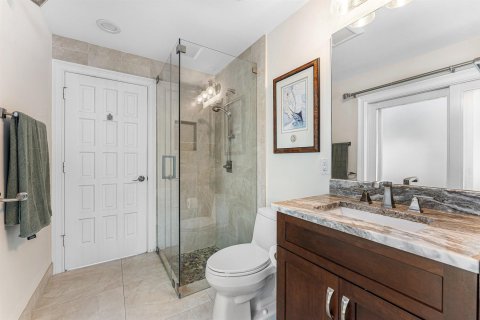 House in Boca Raton, Florida 5 bedrooms, 283.63 sq.m. № 2247613 - photo 28