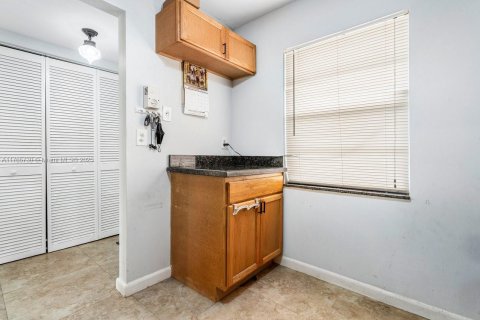 Copropriété à louer à Margate, Floride: 2 chambres, 91.97 m2 № 1998127 - photo 12