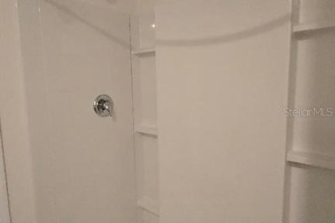 Casa en alquiler en Poinciana, Florida, 3 dormitorios, 141.68 m2 № 1885707 - foto 6