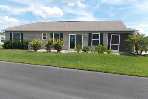 House in The Villages, Florida 2 bedrooms, 113.62 sq.m. № 1799771 - photo 3
