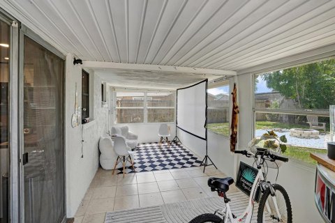 Villa ou maison à vendre à Holiday, Floride: 2 chambres, 80.27 m2 № 2296188 - photo 17