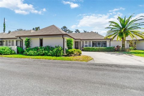 Condominio en venta en Orlando, Florida, 3 dormitorios, 167.97 m2 № 1609360 - foto 2