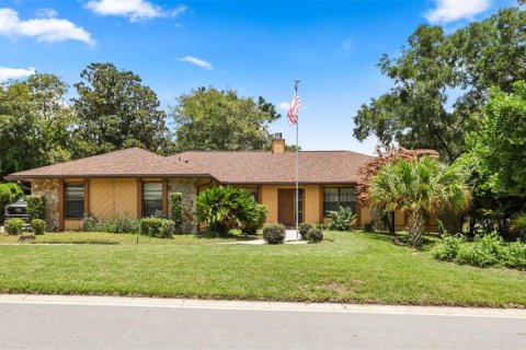Casa en Apopka, Florida 3 dormitorios, 207.17 m2 № 2203516