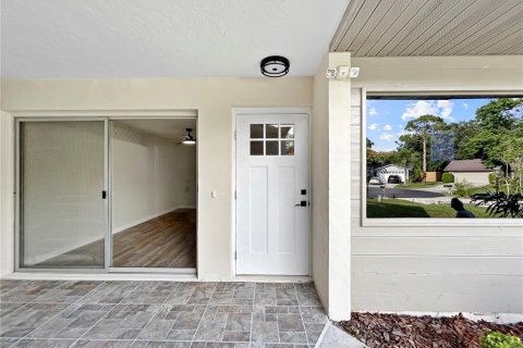 House in Sarasota, Florida 2 bedrooms, 91.42 sq.m. № 1762161 - photo 2