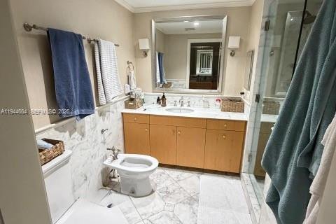 Купить кондоминиум в Ки-Бискейн, Флорида 2 спальни, 183.48м2, № 2002110 - фото 18