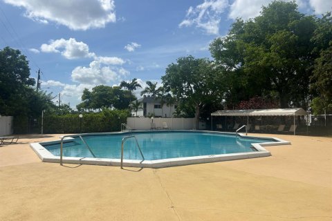 Copropriété à louer à Oakland Park, Floride: 2 chambres, 90.58 m2 № 2089605 - photo 5