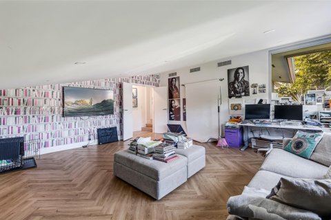 Villa ou maison à vendre à Miami, Floride: 4 chambres, 345.41 m2 № 1964464 - photo 21