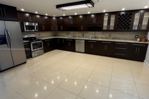 Condo in Aventura, Florida, 3 bedrooms  № 1980183 - photo 3