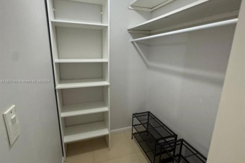 Condo in Aventura, Florida, 3 bedrooms  № 1980183 - photo 20