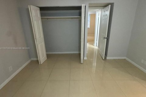 Condo in Aventura, Florida, 3 bedrooms  № 1980183 - photo 14