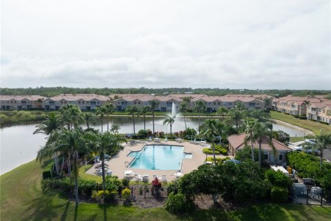 Townhouse in Sarasota, Florida 3 bedrooms, 181.53 sq.m. № 2394344 - photo 29