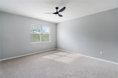 Townhouse in Sarasota, Florida 3 bedrooms, 181.53 sq.m. № 2394344 - photo 11
