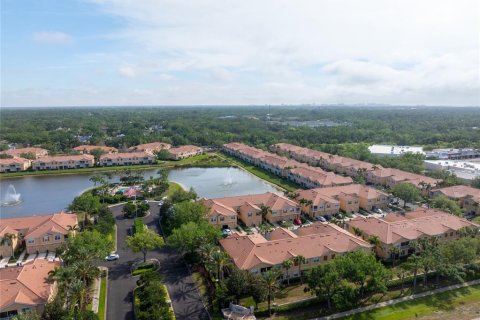 Townhouse in Sarasota, Florida 3 bedrooms, 181.53 sq.m. № 2394344 - photo 30