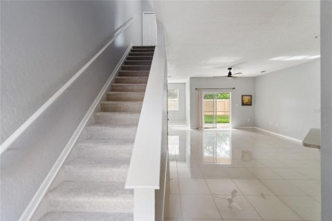Townhouse in Sarasota, Florida 3 bedrooms, 181.53 sq.m. № 2394344 - photo 8