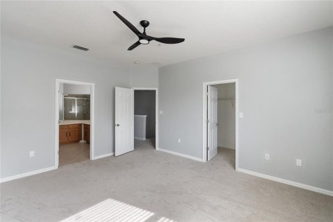 Townhouse in Sarasota, Florida 3 bedrooms, 181.53 sq.m. № 2394344 - photo 10