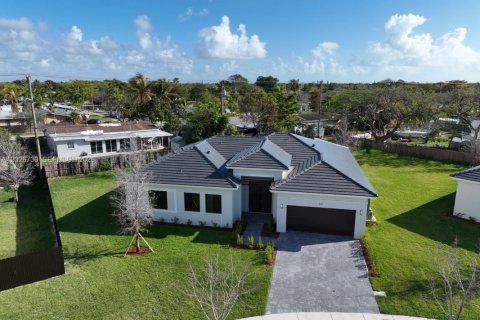 Villa ou maison à vendre à Cutler Bay, Floride: 4 chambres № 2084851 - photo 3