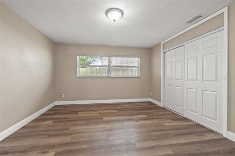 Propiedad comercial en venta en Saint Petersburg, Florida, 258.18 m2 № 1262617 - foto 20