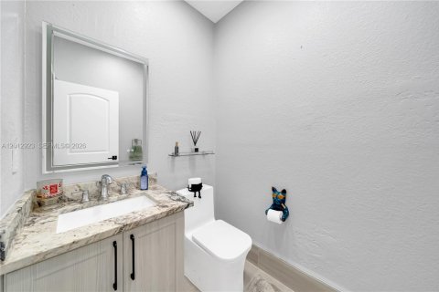 Condo in Miramar, Florida, 2 bedrooms № 2076080 - photo 12