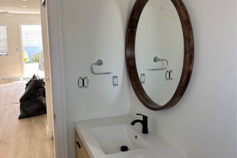 Apartment in Hollywood, Florida 1 bedroom, 63.17 sq.m. № 2002049 - photo 5