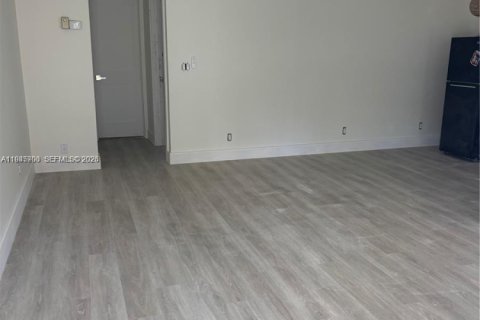 Apartment in Hollywood, Florida 1 bedroom, 63.17 sq.m. № 2002049 - photo 8