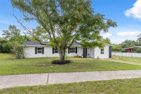 House in Spring Hill, Florida 2 bedrooms, 120.4 sq.m. № 1902307 - photo 30