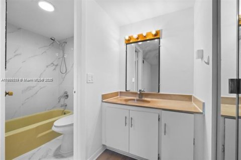 Снять в аренду кондоминиум в Санни-Айлс-Бич, Флорида 1 спальня, 65.96м2, № 1964993 - фото 18