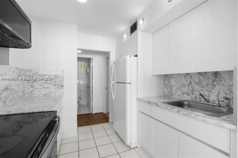 Снять в аренду кондоминиум в Санни-Айлс-Бич, Флорида 1 спальня, 65.96м2, № 1964993 - фото 8