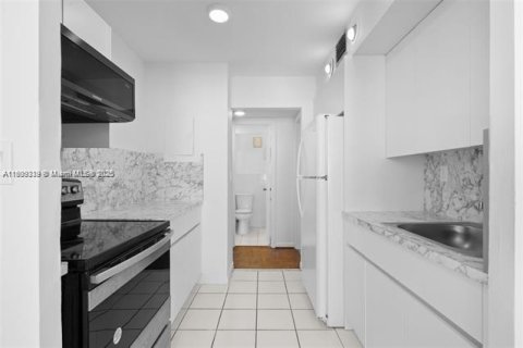 Снять в аренду кондоминиум в Санни-Айлс-Бич, Флорида 1 спальня, 65.96м2, № 1964993 - фото 6