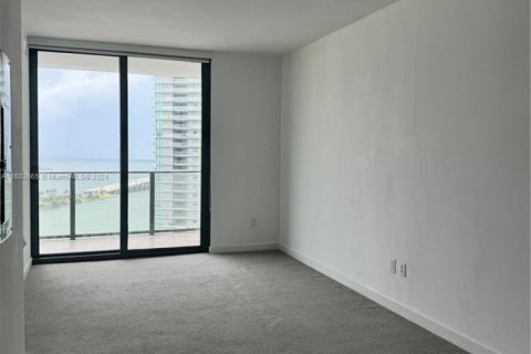 Купить кондоминиум в Майами, Флорида 1 спальня, 56.67м2, № 1958492 - фото 2