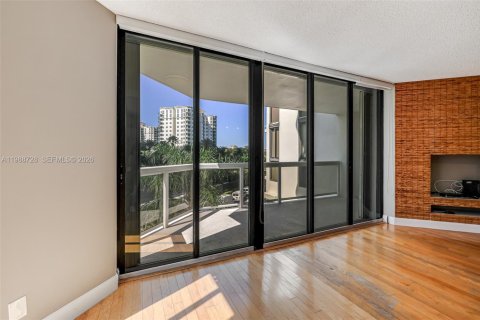 Купить кондоминиум в Авентура, Флорида 1 спальня, 91.04м2, № 2057748 - фото 4