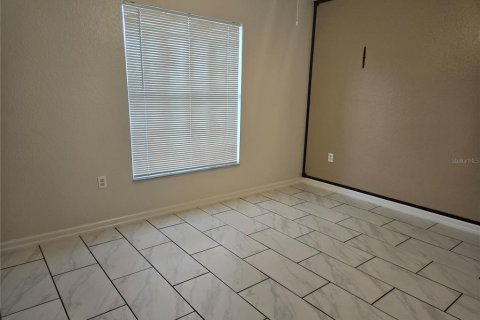 House in Lakeland, Florida 3 bedrooms, 110.18 sq.m. № 1528832 - photo 28