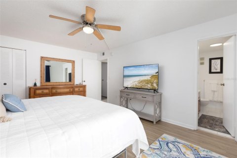 Copropriété à louer à Treasure Island, Floride: 3 chambres, 153.29 m2 № 1393733 - photo 14