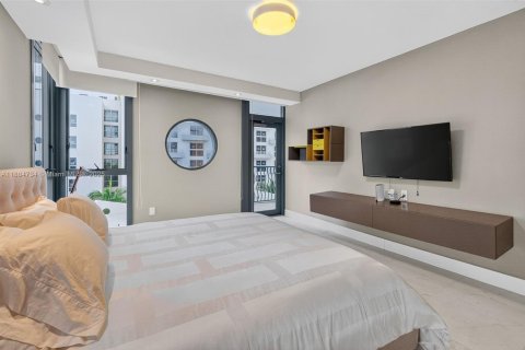 Купить кондоминиум в Майами-Бич, Флорида 2 спальни, 108.7м2, № 1931277 - фото 9