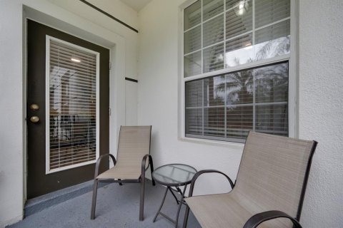 Condo in Orlando, Florida, 3 bedrooms  № 2396039 - photo 15