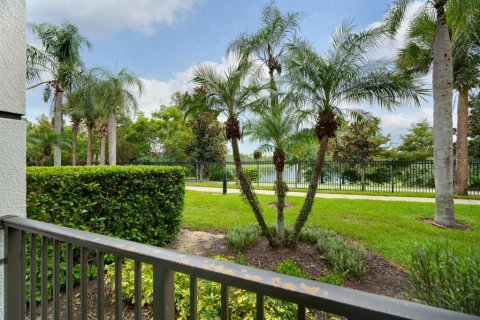 Condo in Orlando, Florida, 3 bedrooms  № 2396039 - photo 3