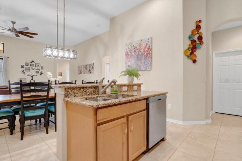 Casa en venta en Lutz, Florida, 4 dormitorios, 248.14 m2 № 2205169 - foto 9