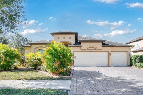 Casa en venta en Lutz, Florida, 4 dormitorios, 248.14 m2 № 2205169 - foto 3