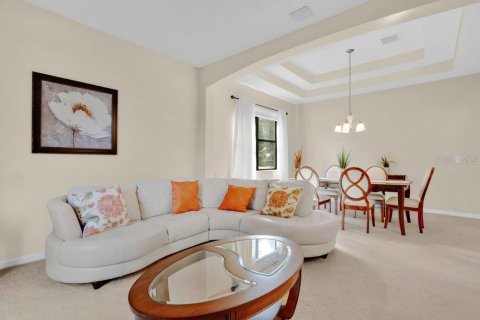 Casa en venta en Lutz, Florida, 4 dormitorios, 248.14 m2 № 2205169 - foto 5